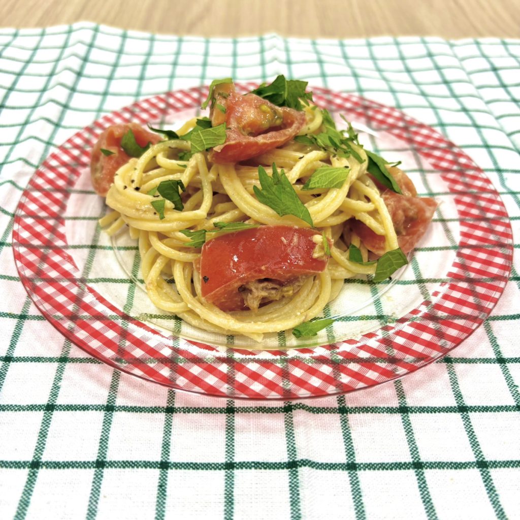 トマトとクリームチーズの冷製パスタ🍝