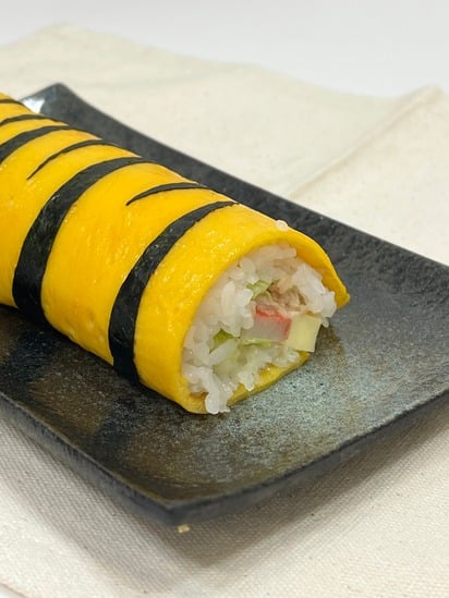 ベビーチーズ入りトラ柄恵方巻🐯